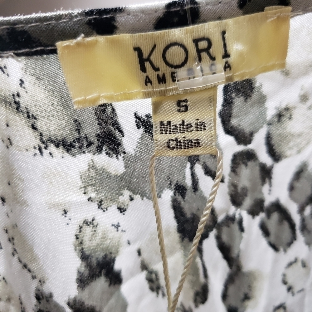 KORI America Ruched Ruffle Blouse - Picture 8 of 9